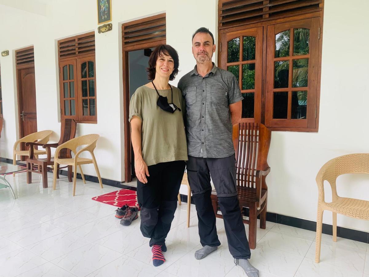 Geethani Tourist Home Polonnaruva Kültér fotó