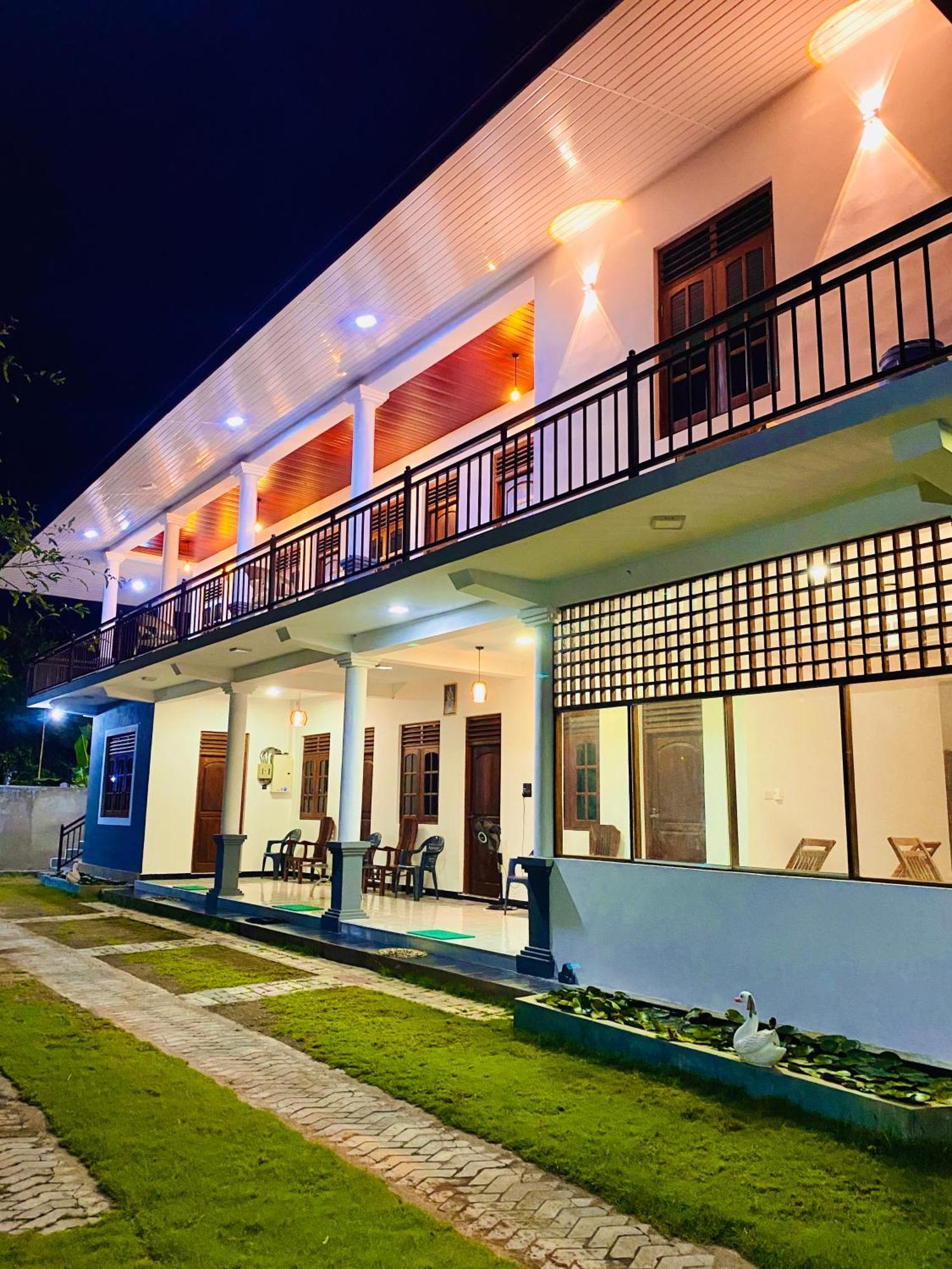 Geethani Tourist Home Polonnaruva Kültér fotó