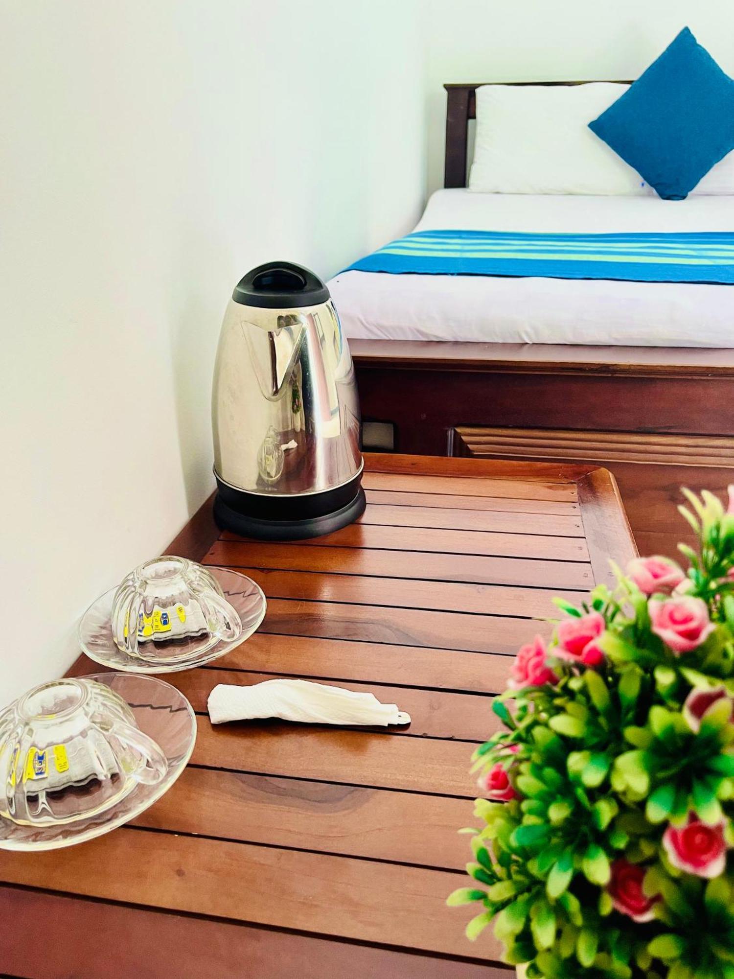 Geethani Tourist Home Polonnaruva Kültér fotó